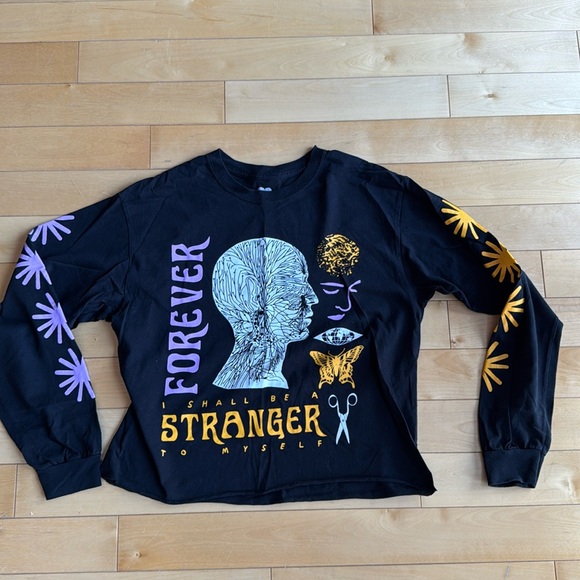 100% cotton long sleeves t-shirt by an English artist - Picture 1 of 3